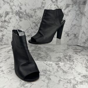 Stuart Weitzman Womens Peep Toe Block Heel Booties Size 8.5 Black Leather